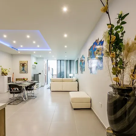 Apartment Eurostar Penthouse *